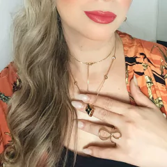 Anel Van Alen na internet