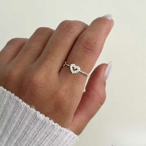 Anel Coração Cravejado em Prata 925 -AN019