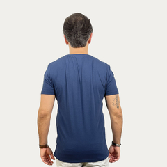 Camiseta Essenziale Azul na internet