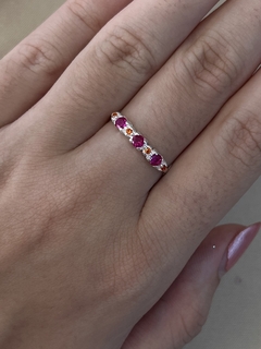 Anel com zirconias rosa tam 20