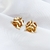 Brinco Chapa Orgânica em Ouro Amarelo 18K com Zircônias e Bolinhas