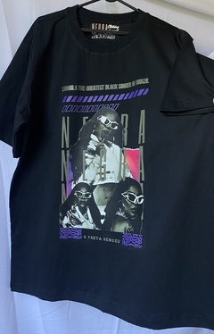 Camisa oversized a preta venceu