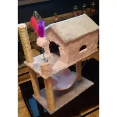 Arranhador de gato casa 2 andares com rede grande.