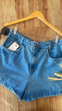 Short Jeans