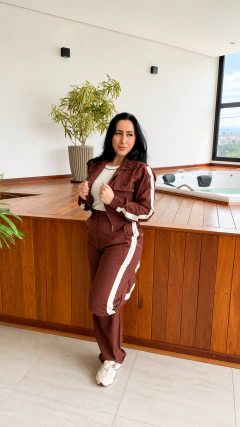 Conjunto Fabiana na internet