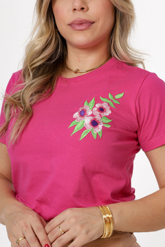 T-Shirt Três Flores