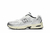 New Balance 530 Silver Cream Prateado na internet