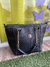 Cartera tachas y cadena cuero negro
