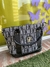 Cartera CH negra y gris
