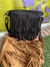Cartera con flecos gamuza