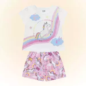 Conjunto pijama blusa e short em meia malha