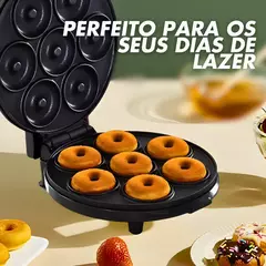 Máquina De Donuts - Faz 7 Rosquinhas - PARA TUDO - COMPRAS CRIATIVAS