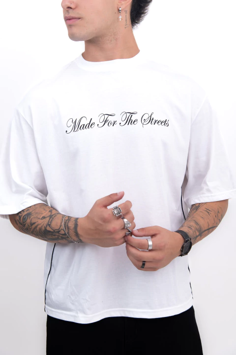 BOXY FIT STREET