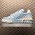 Sneaker LV Trainer na internet