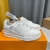 Louis Vuitton Trainer White na internet