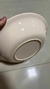 Prato branco de cerâmica