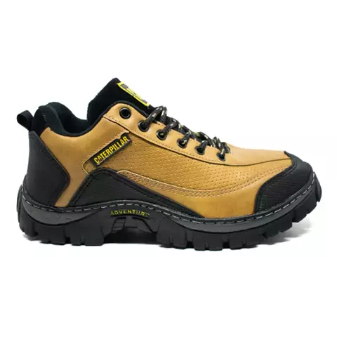 Bota Caterpillar Adventure Walk