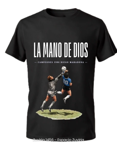 REMERA URBANA LA MANO DE DIOS - NEGRA
