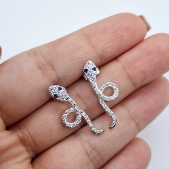 Brinco de Prata 925 Cobra Cravejada com Zircônias Brancas e Azuis - Silver Shine - Prata 925