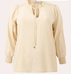 Blusa plus size decote v manga longa bufante
