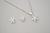 Conjunto Flor Pequena Cravejada Prata 925 - comprar online