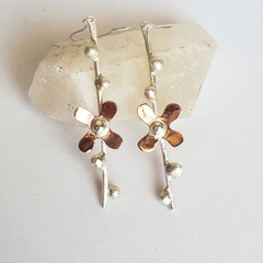 Aros colección "Blossom" con pétalos de cobre - comprar online