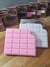 BLOCO DE NOTAS BARRA DE CHOCOLATE PERFUMADO - UNIDADE

Bloco de notas com design de barra de chocolate mordida, feito de papel de alta qualidade.

Conta com 80 páginas brancas.

Características especiais: capa perfumada com aroma de chocolate, trazendo um