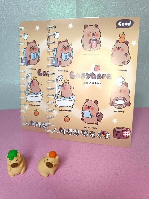 Caderno Espiral Capivara com Folhas Pautadas - 58 Folhas
Descubra a combinação perfeita de estilo e funcionalidade com o Caderno Espiral Capivara! Com medidas de 15 x 21 cm, ele é ideal para anotações, listas e muito mais.