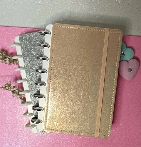 Caderno 8 Discos Inteligente P - 80 Folhas

Descubra a revolução na organização com o nosso Caderno 8 Discos Inteligente! Este caderno é a solução perfeita para quem busca praticidade e estilo no dia a dia.