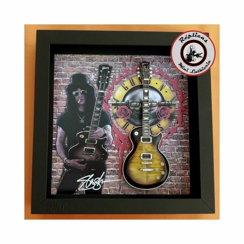 Quadro Replicas Mini Luthieria - Gene Simons - Kiss - (cópia)