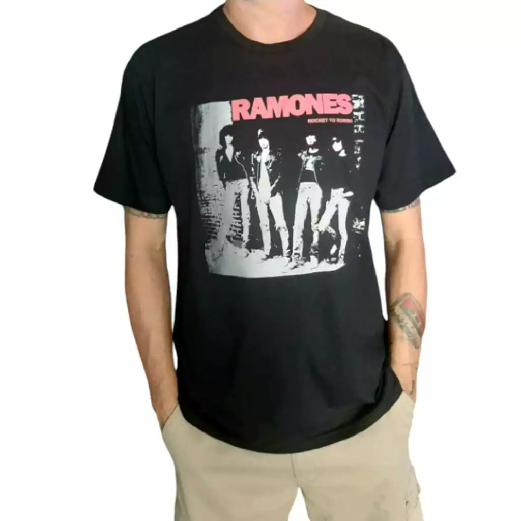 Camiseta Ramones - Rocket to Russia