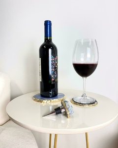 Topper de vinho + platter de quartzo azul banhados a ouro
