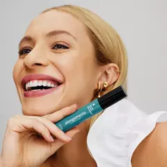 Imagem do Máscara De Cílios Alongamento Resistente à Água 10g