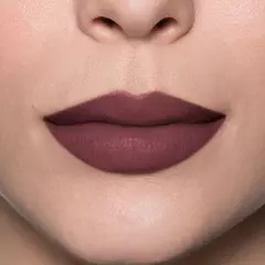 Refil Batom Matte Vinho Atitude Glam Amulips 3,4g - comprar online