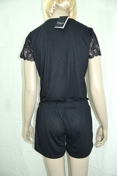 POEMA PIJAMA CORTO DOS PIEZAS DE VISCOSA CON DETALLE DE PUNTILLA NEGRO 4757N en internet