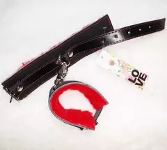 SADO ESPOSA DE CUERO CON PELUCHE Y MOSQUETON KS35151R - comprar online