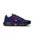 Air Max TN Plus "Spider-Man", destacando o design inspirado no super-herói com detalhes vibrantes e gráficos temáticos. Disponível agora na Estilo de Quebrada.