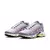 Air Max TN Plus "Violet Dust High Voltage", destacando seu design com tonalidades de violeta e detalhes de alta voltagem. Disponível agora na Estilo de Quebrada.