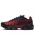 Air Max TN Plus "Bred Gradient", apresentando um design ousado com gradiente de cores em preto e vermelho, disponível na Estilo de Quebrada.