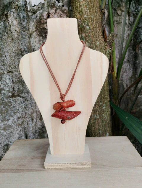 Colar Pingente Cipó-Caboclo e Açaí