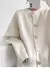 Cardigan para mujer con tela de punto con cuello redondo y botones dorados UNITALLA - Georgina Luna Boutique