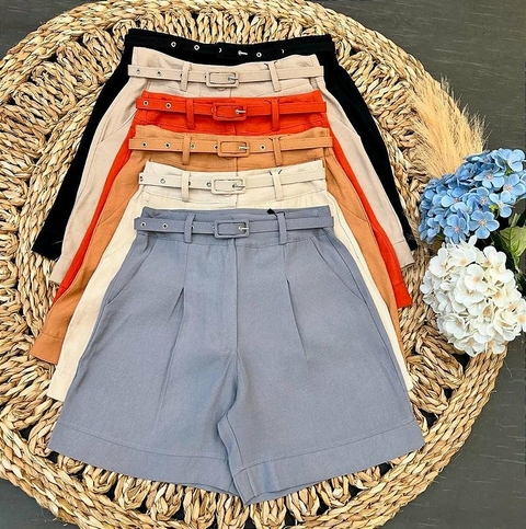 Short Rihana