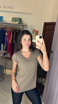 T-Shirt Helô - comprar online