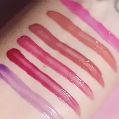 Gloss e tint 2 em 1 Dride na internet
