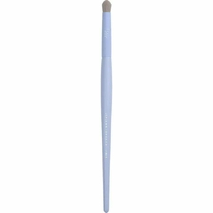 Pincel lápis de precisão para sombras com cerdas sintéticas para acabamentos pequenos nos olhos.