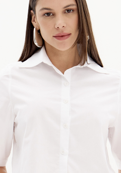 Camisa Cropped De Mangas Curtas Lança Perfume Easy