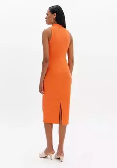 Vestido Super Midi Canelado Com Gola E Bordado na internet