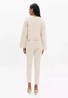 Calça Carrot Cintura Alta Básica - comprar online