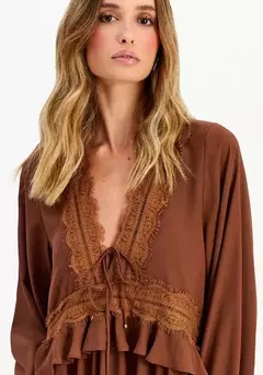 Vestido Curto Manga Longa com Renda - comprar online
