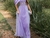 Vestido Lavanda ombro com laço delicado na internet